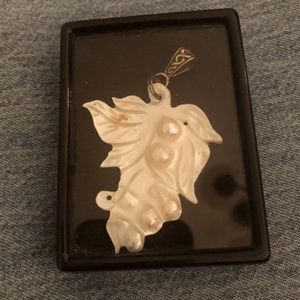 Vintage blister pearl slide for a necklace